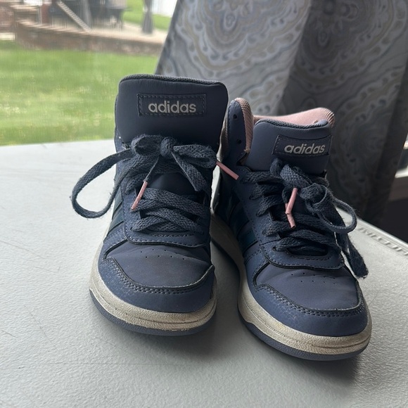 Adidas Blue and Pink Sneakers High-Top Design - Picture 4 of 5